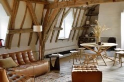 Monterey Round Dining Table - White Oak -Saffron + Poe 20081 20080 20083 N701 Old Saddle sofa 50536 Geometric sidetable 50545 Mikado round diningtable 53033 53035 Oak Osso stool 1 Saffron and Poe Ethnicraft