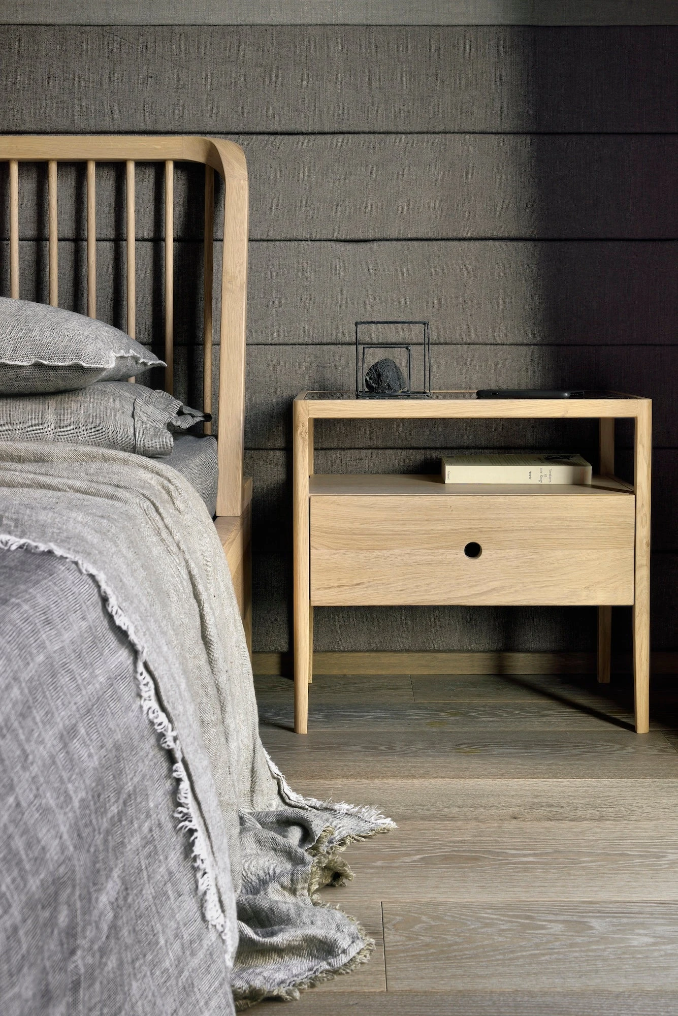 Mendocino Bed - White Oak - Image 8