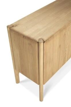 Ubud 2-Door Sideboard - White Oak -Saffron + Poe 51318 PI Sideboard 3 doors osmo 174 45 83 det2 cut Saffron and Poe Ethnicraft