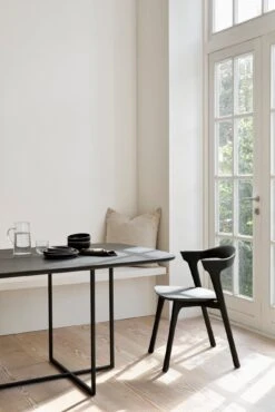 Bok Dining Chair - Black Oak -Saffron + Poe 51491 Oak Bok black dining chair arc dining table close up Saffron and Poe Ethnicraft