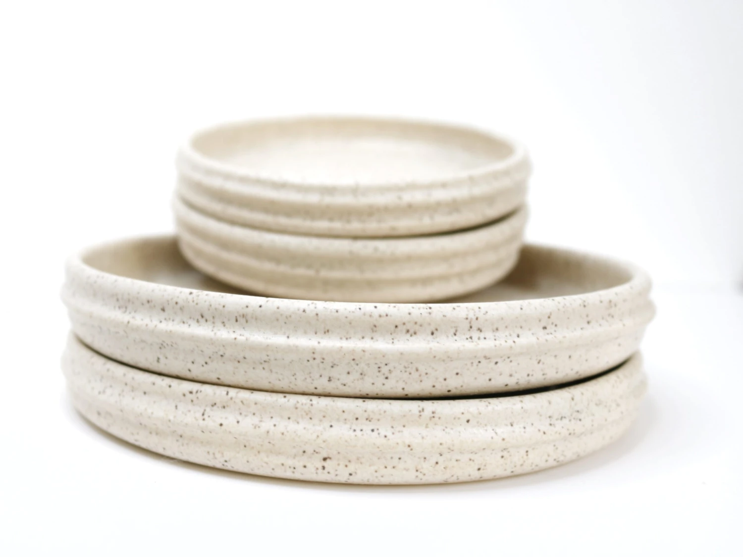 Hunny Ceramic Dinner Plates - Almond Spice (Set Of Two Pieces) 2 Hunny Ceramic Dinner Plates - Almond Spice (Set Of Two Pieces) - Image 2