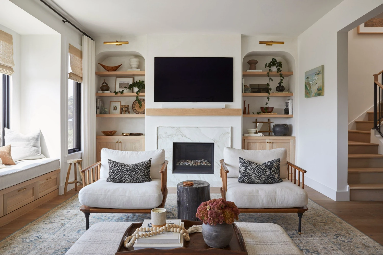 Antique Miao Lumbar Pillow No. 06 4 Antique Miao Lumbar Pillow No. 06 - Image 4